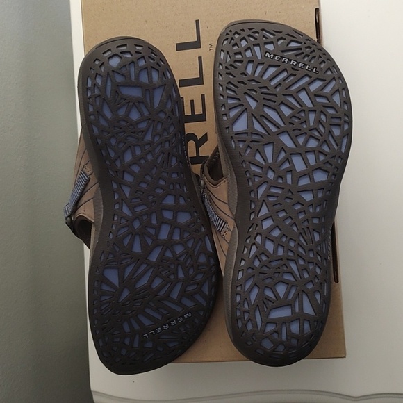 Merrell NWT - Picture 3 of 6